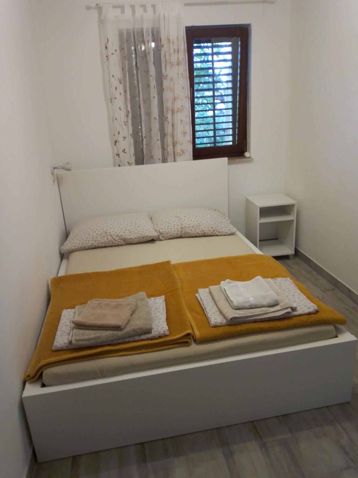 Apartments Olea Baska  Exterior photo